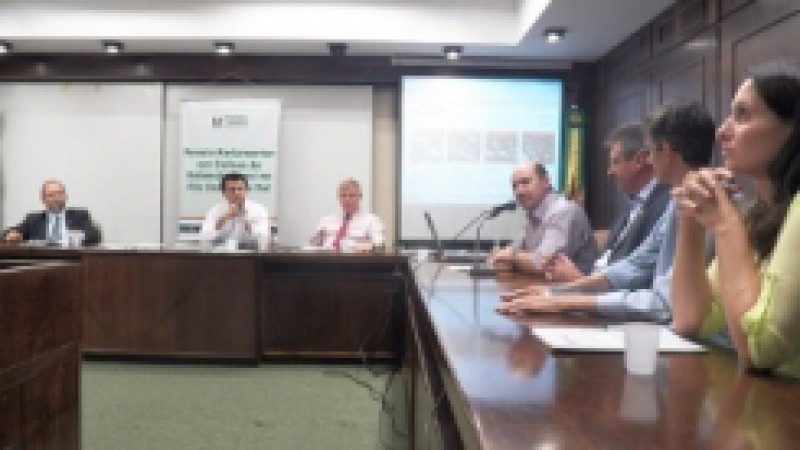 A reestruturação da Emater/RS-Ascar, promovida pelo Governo do Estado, e o balanço das ações realizadas em 2011, 2012 e até abril deste ano foram apresentadas na tarde de segunda-feira (8), na Assembleia Legislativa do RS, em reunião de trabalho