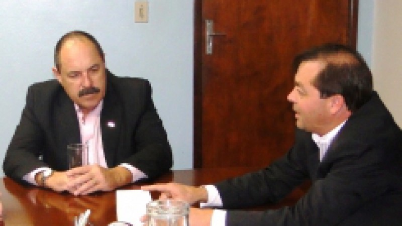 As perspectivas de geração de emprego para a mão de obra local com os investimentos previstos para o setor carbonífero foram discutidas em encontro entre representantes da Companhia Riograndense de Mineração (CRM) e o poder Executivo de Candiota. O