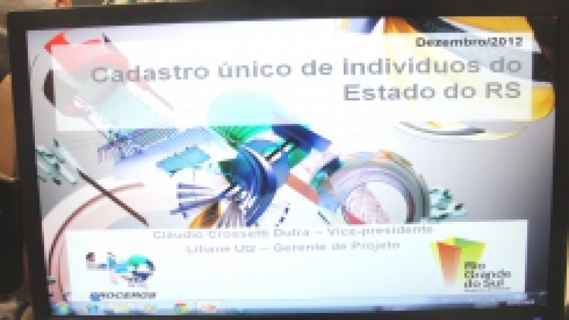 Diretores do Instituto-Geral de Per&iacute;cias&nbsp;(IGP)&nbsp;e da Companhia de Processamento de Dados do Rio Grande do Sul (Procergs) fizeram&nbsp;uma avalia&ccedil;&atilde;o do novo sistema de Cadastro &Uacute;nico de Indiv&iacute;duos do Estado, em encontro&nbsp;na manh&atilde; desta quinta-feira (28) na
