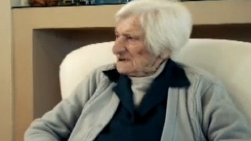 A história da família de Enrica Pasianot (1911-2012), nascida em 1911 na pequena cidade de Tiezzo di Azzano Decimo, região de Udine, norte da Itália, é o tema do documentário Un Bacio Su Cristo, Il Santo Su Pozzo (Um Beijo no Cristo, O Santo no Poço). O