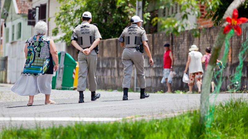09.01.14: Polícia Comunitária no município de Caxias do Sul.