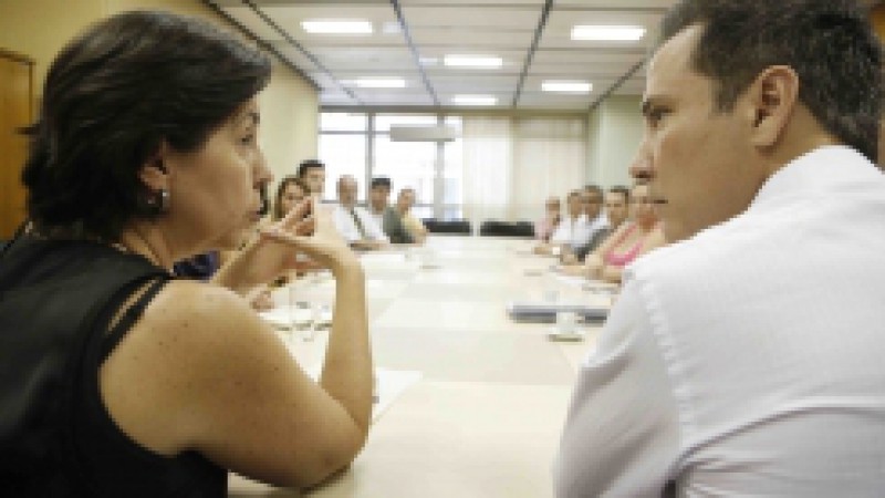 A ministra do Desenvolvimento Social e Combate à Fome, Tereza Campello, anunciou nesta quinta-feira (23), em visita à Secretaria de Estado do Trabalho e do Desenvolvimento Social (STDS), que o Rio Grande do Sul terá 95 mil vagas em cursos gratuitos do