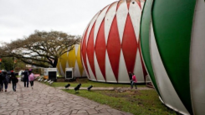 Com o lema O Parque o ano todo come&ccedil;a, neste domingo (9),&nbsp;a ocupa&ccedil;&atilde;o dos espa&ccedil;os do Parque Estadual de Exposi&ccedil;&otilde;es Assis Brasil nos finais de semana. Neste dia, entra em funcionamento uma s&eacute;rie de a&ccedil;&otilde;es planejadas pelo secret&aacute;rio estadual de Agricultura,
