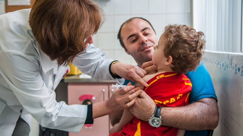 Vacina é o modo mais efetivo de proteger crianças com mais de 1 ano e menos de 5