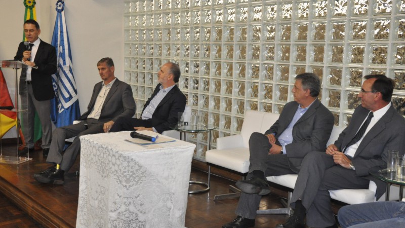 Tarcísio Zimmermann transmitiu o cargo para Arnaldo Dutra