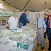 Na cerimônia, o governador expressou a satisfação com o momento atual vivido na produção agrícola do Estado