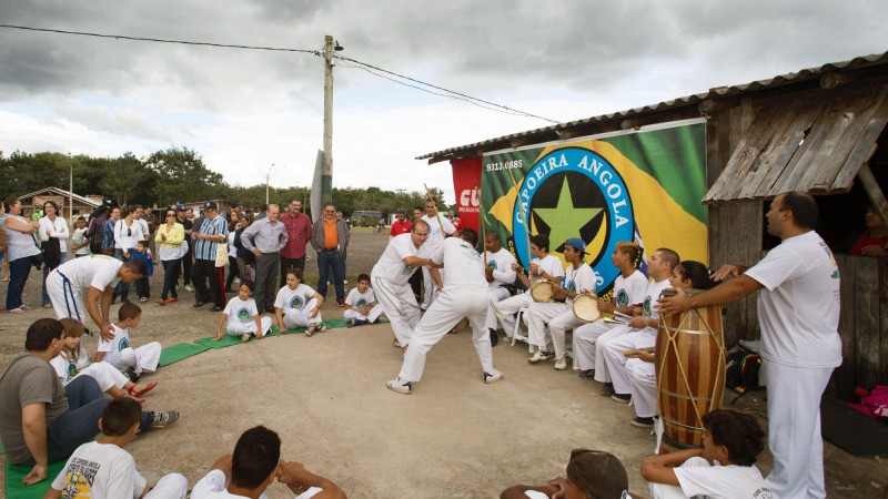 CANOAS, RS, BRASIL: 01.05.14 Governador Tarso Genro passa manhã do dia do Trabalhador com o Prefeito de Canoas, Jairo Jorge no parque Eduardo Gomes. Foto: Caco Argemi/Palácio Piratini