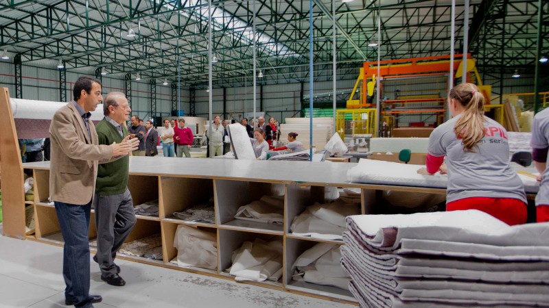 SÃO JOÃO DO POLÊSINE, RS, BRASIL, 30.05.14:  Governador Tarso Genro e secretários visitam a empresa Serpil, em São João do Polêsine. Foto: Alina Souza/Palácio Piratini