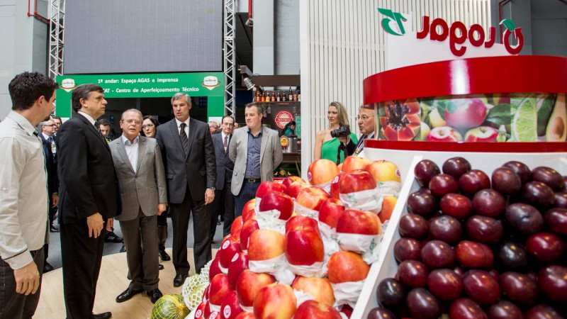 Setor, representado na feira por 24 supermercadistas, fatura R$ 12 bilhões por ano