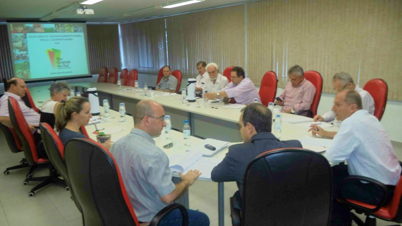 Entre as ações, destacam-se o Programa de Extensão Cooperativista, que realiza gestão e profissionalização para 198 entidades, e a alteração do Fundopem/RS, que permitiu o acesso das cooperativas aos incetivos fiscais