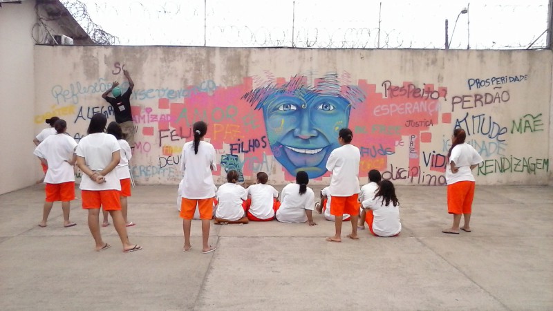 Mulheres encarceradas colocaram seus sentimentos na obra de arte