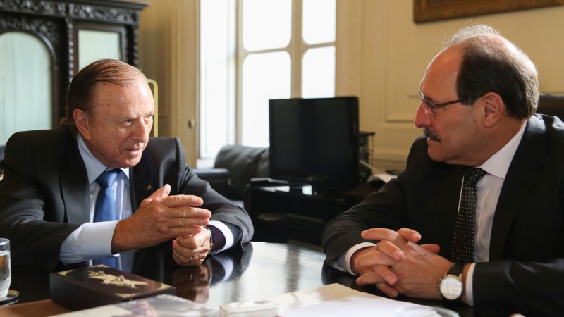 Governador e Jos&eacute; Maria Eymael