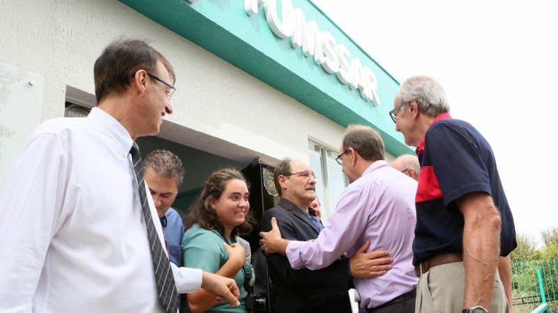 SANTA ROSA, RS, BRASIL, 17.04.15: O governador do Rio Grande do Sul, José Ivo Sartori, participou, na manhã de hoje(17), da solenidade de inauguração do Centro Especializado em Reabilitação Tipo II , que integra a rede de atenção à pessoa com deficiência