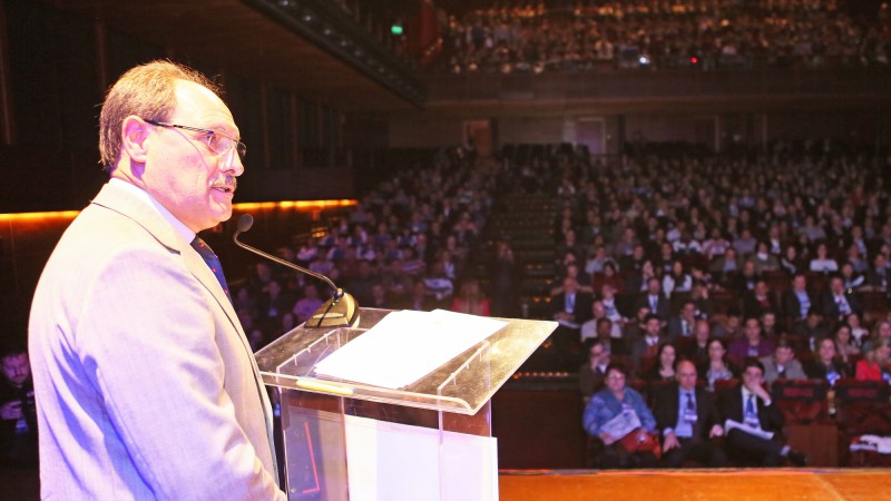 PORTO ALEGRE,RS, BRASIL, 06.05.2015: O governador do Rio Grande do Sul, José Ivo Sartori, participou, na manhã desta quarta-feira (06), da 8ª edição do Fórum Internacional de Tecnologia da Informação - Banrisul, que foi realizado no Teatro do Boubon