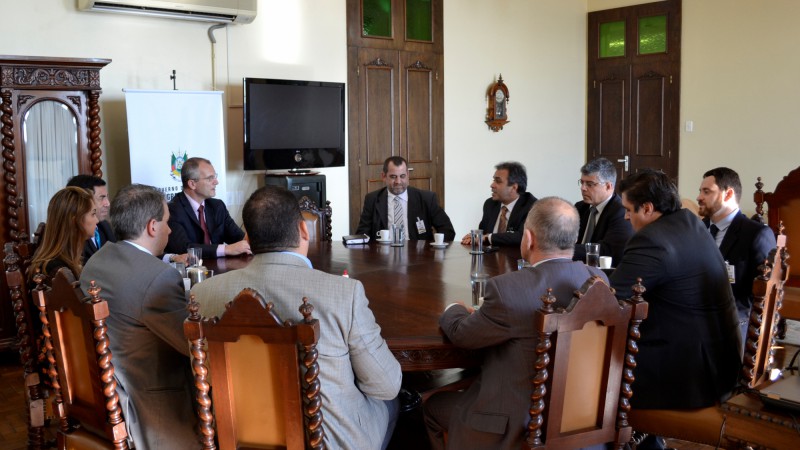 Durante reunião com a equipe da Receita, a comitiva conheceu a política de incentivos fiscais e as ações dotadas para a cobrança da dívida ativa