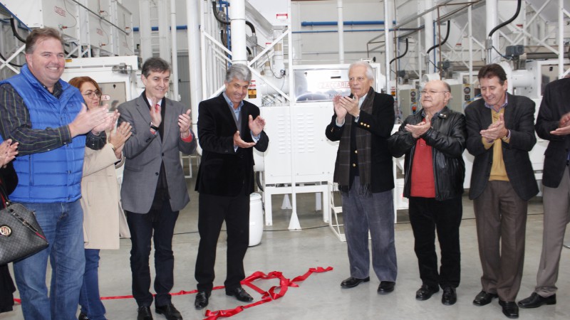 Cairoli participa da inaugura&ccedil;&atilde;o da nova f&aacute;brica da Coparroz em Rio Pardo