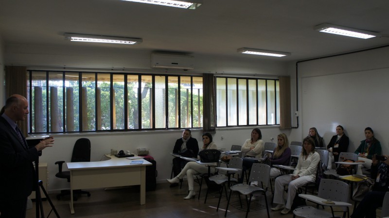 Capacitação para profissionais de saúde bucal
