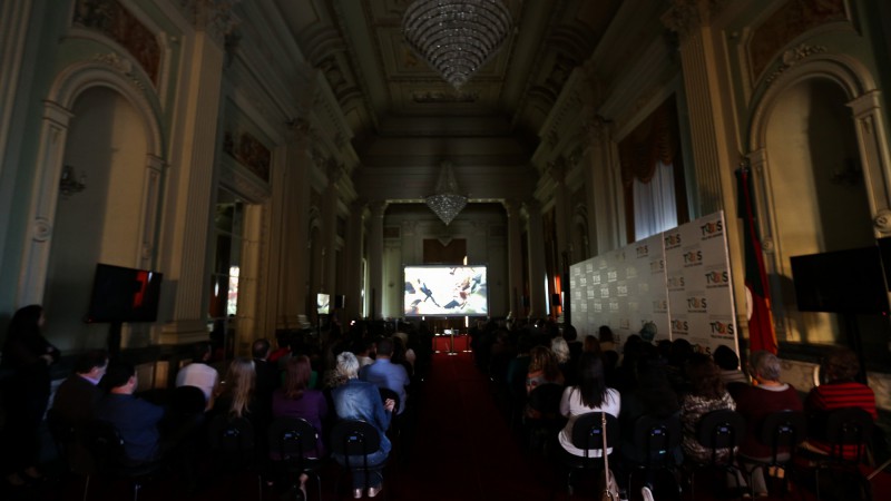 PORTO ALEGRE, RS, BRASIL, 28.10.2015: O governador do Estado, José Ivo Sartori e a secretária extraordinária de Políticas Sociais, Maria Helena Sartori, participaram de uma homenagem ao Dia do Servidor Público no Palácio Piratini. Foto: Leandro Osório/