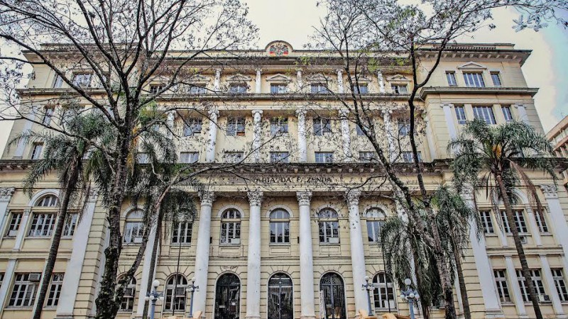 Folha dos inativos do Poder Executivo cresceu 13,2% em 2015