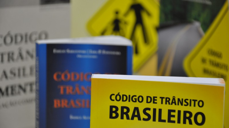 Nova lei altera 28 artigos e inclui seis novos dispositivos