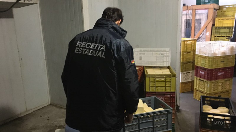 Opera&ccedil;&atilde;o Queijo Compen$ado apura sonega&ccedil;&atilde;o de R$ 2 milh&otilde;es