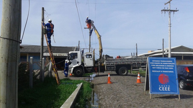 CEEE conclui melhorias na rede de energia do bairro Arco Íris em Capão da Canoa
