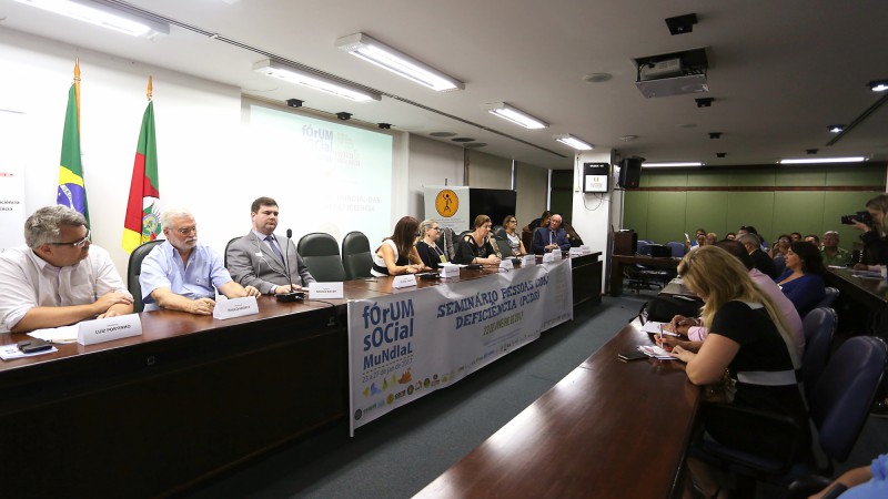Fórum Social Mundial debate inclusão social e autonomia das pessoas com deficiência