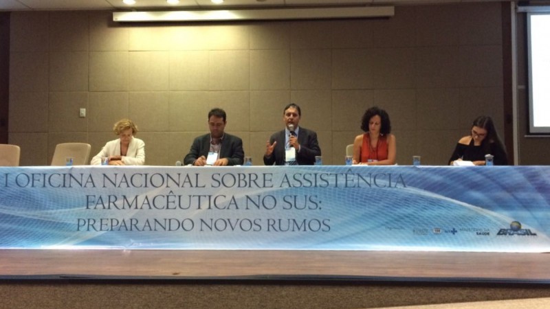 Oficina Nacional sobre Assistência Farmacêutica no SUS: preparando novos rumos