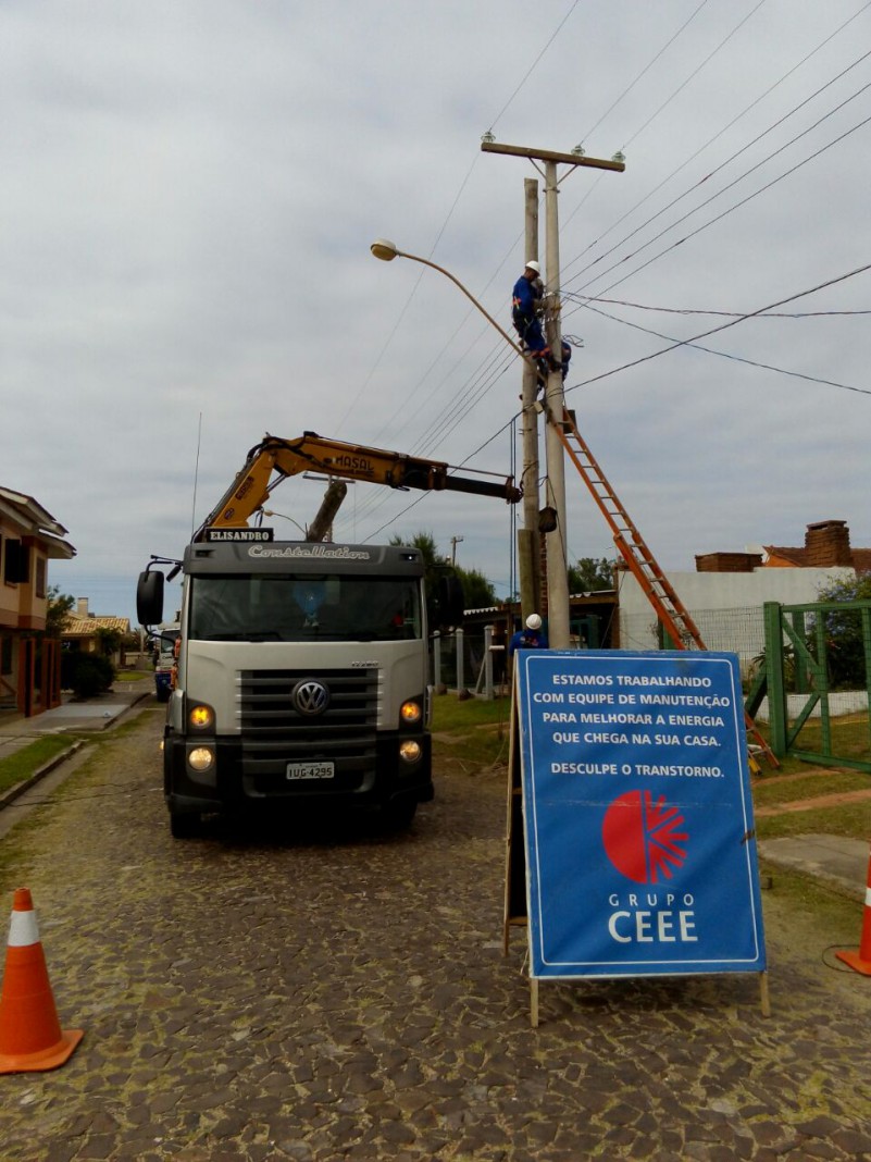 CEEE qualifica fornecimento de energia em Capão da Canoa e Xangri-lá