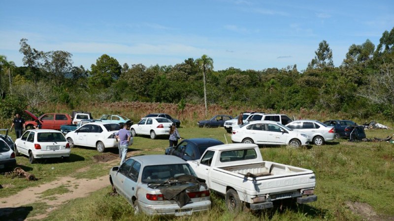 Operação Desmanche prende foragido e interdita estabelecimento em Parobé
