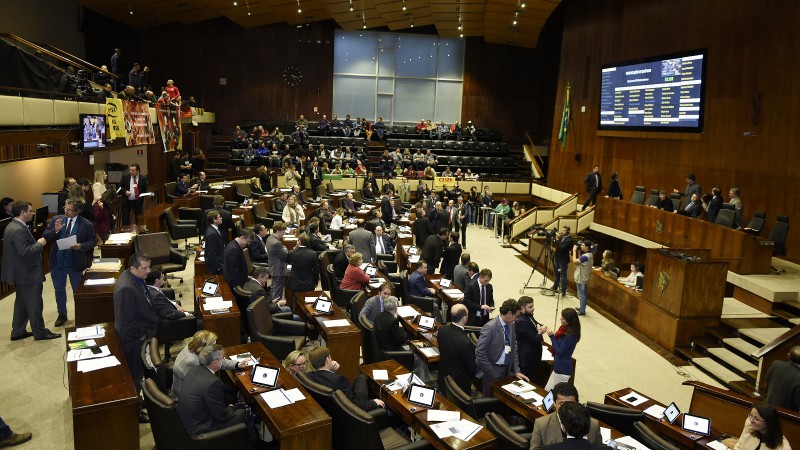 Aprovado projeto do Executivo que retira BM da vigil&acirc;ncia dos pres&iacute;dios