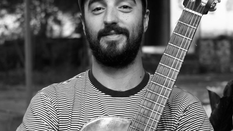 O músico gaúcho Brunno Bonelli se apresenta no Quindim do Quintana no dia 11