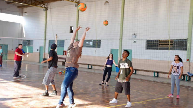 Semana da Juventude leva feira das profissões às comunidades no estado