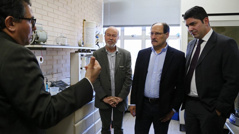 TRIUNFO, RS, BRASIL 18.08.2017: O governador José Ivo Sartori inaugurou, nesta sexta-feira (18), a ampliação da Estação de Tratamento de Água da Superintendência de Tratamento de Efluentes Líquidos e Resíduos Sólidos da Companhia Riograndense de