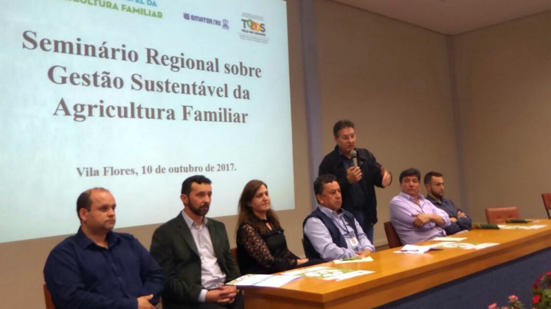 O objetivo do programa &eacute; promover a gest&atilde;o e a adequa&ccedil;&atilde;o socioecon&ocirc;mica e ambiental das propriedades rurais familiares