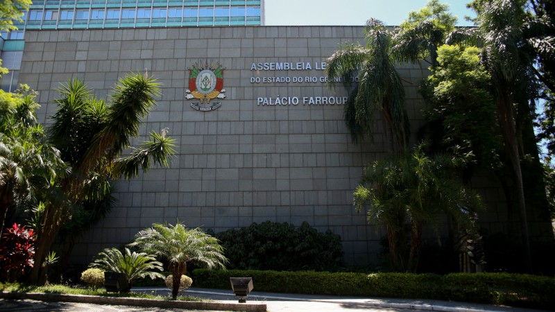 O RS trabalha para aderir ao RRFe a decisão está nas mãos da Assembleia Legislativa e será conhecida durante convocação extraordinária, nos dias 29, 30 e 31 de janeiro