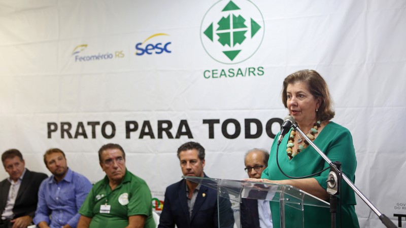 PORTO ALEGRE, RS, BRASIL 27.02.2018: O programa social da Ceasa/RS, Prato para Todos, recebeu, nesta terça-feira (27), o primeiro lote de leite em pó que será destinado a entidades sociais que trabalham com crianças. Foto: Karine Viana/Palácio Piratini