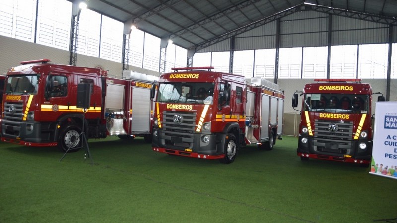 Três caminhões e um micro-ônibus vão reforçar o trabalho do 4º Batalhão de Bombeiros Militar