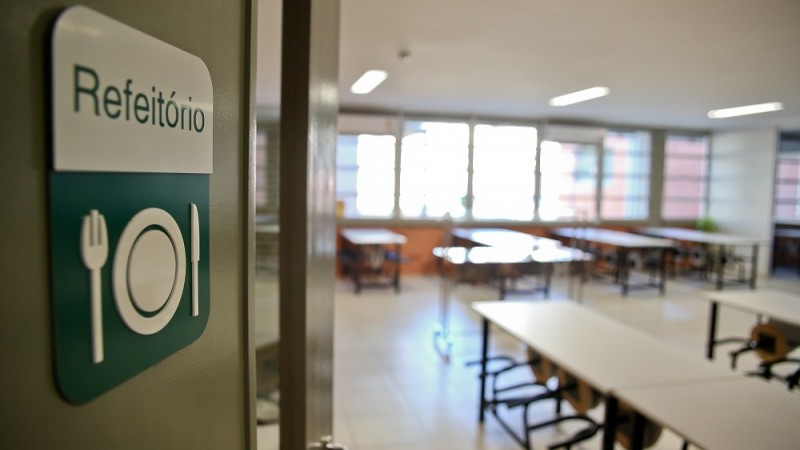Seduc estuda possibilidade de nomear mais profissionais de Nutrição para ajudar no desenvolvimento da alimentação escolar