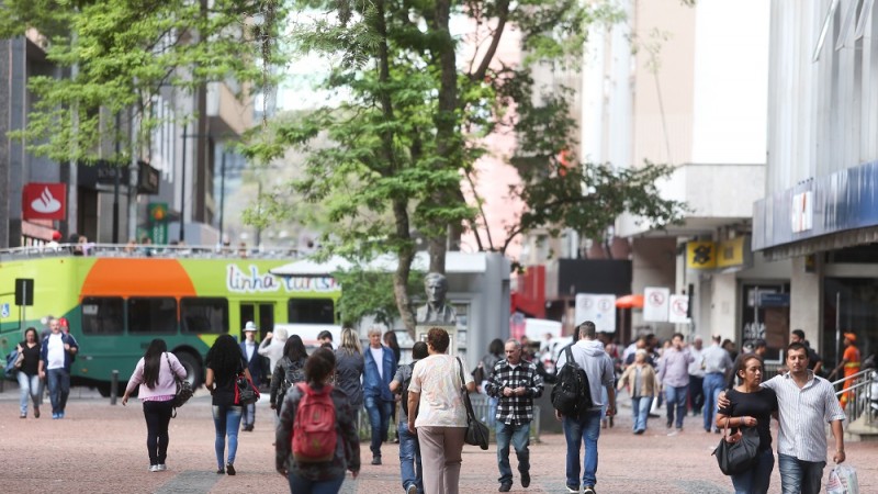 A pergunta está na mesa: o que você faria se fosse o dono de uma empresa com patrimônio líquido negativo de R$ 1,2 bilhão?
