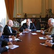 PORTO ALEGRE, RS, BRASIL 25.05.2018: Governador José Ivo Sartori conduziu na manhã desta sexta-feira (25), reunião  com o Grupo de Acompanhamento da Greve dos Caminhoneiros, no Palácio Piratini. Participaram, os secretários estaduais da Agricultura, Pecuá