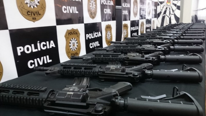 Com calibre 5.56, fuzis de modelo T4 v&atilde;o refor&ccedil;ar arsenal da Pol&iacute;cia Civil no estado