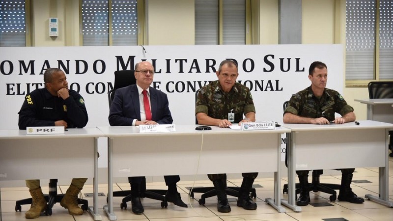 comando1