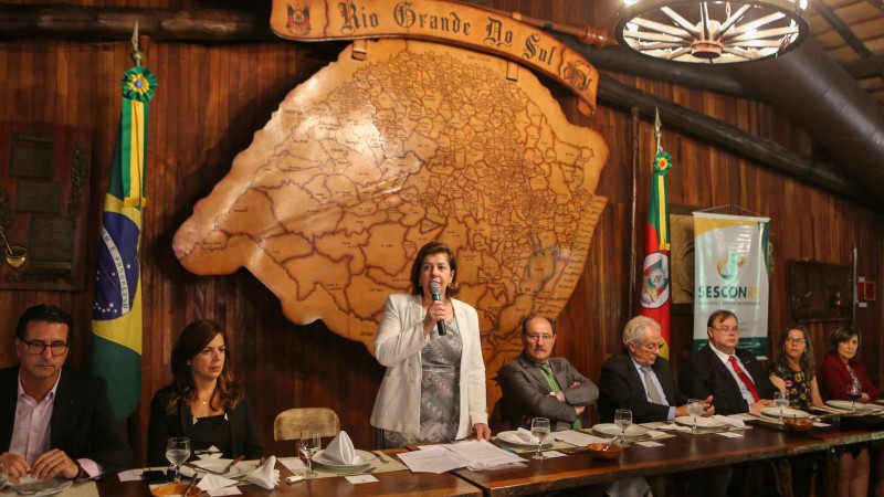 Secretária Maria Helena Sartori enalteceu resultados alcançados pela gestão na área social
