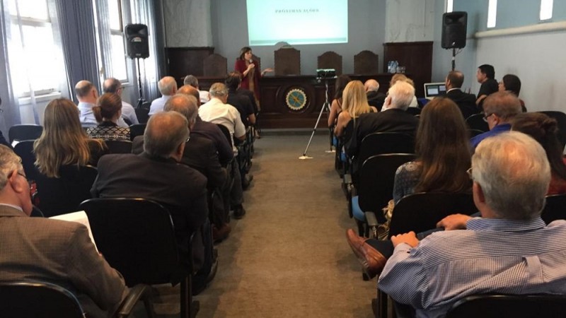 Secretária Ana Pellini participou do evento Bom Dia Engenharia