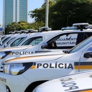 Entrega de viaturas à Segurança Pública
