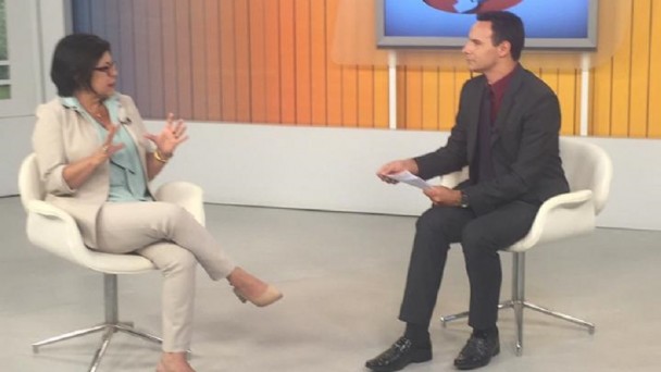 Secretária também participou ao vivo do programa JA, com apresentador Fábio Eberhardt