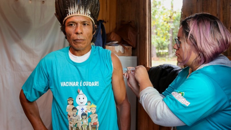 Ação em aldeia de Porto Alegre deflagra campanha de vacinação de