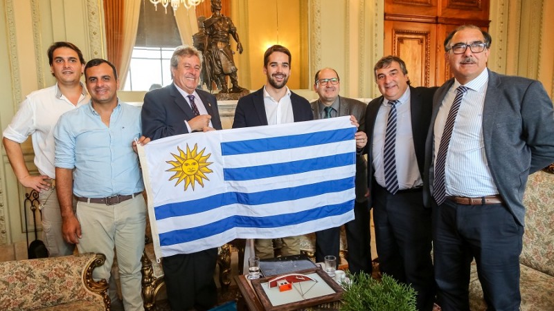 PORTO ALEGRE, RS, BRASIL, 29/05/2019 - Governador Eduardo Leite recebe os intendentes de Maldonado e Cerro Largo e o dep. federal S&eacute;rgio Peres. Fotos: Gustavo Mansur / Pal&aacute;cio Piratini