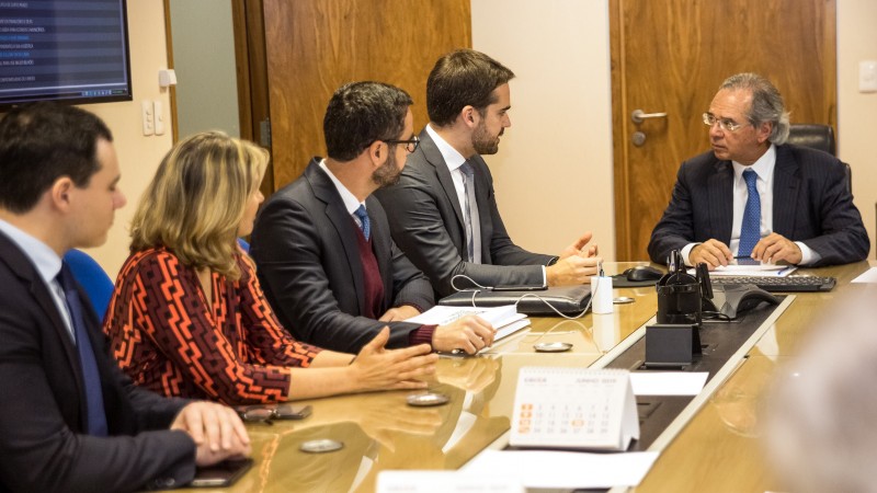 BRASÍLIA, DF, BRASIL, 10/07/2019 - Governador Eduardo Leite esteve em reunião com o ministro da Economia, Paulo Guedes. Fotos: Rodger Timm/ Palácio Piratini